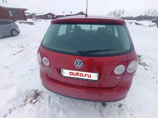 2008 Volkswagen Golf Plus I, красный, 400000 рублей, вид 3