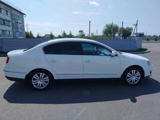 2010 Volkswagen Passat B6, белый, 750000 рублей, вид 3