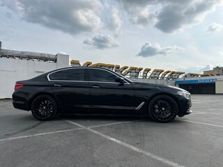 2018 BMW 5 серии 530i VII (G30/G31/G38), чёрный, 3150000 рублей, вид 2