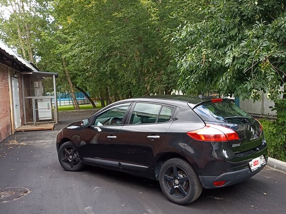 2012 Renault Megane III Рестайлинг, чёрный - вид 4