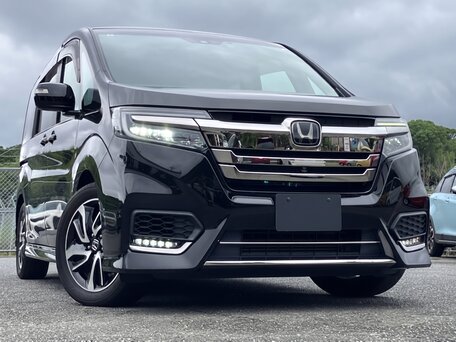 2020 Honda Stepwgn V Рестайлинг, чёрный, 1970000 рублей, вид 1