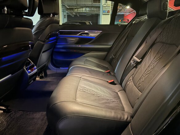 2021 BMW 7 серии Long 730Ld xDrive VI (G11/G12) Рестайлинг, чёрный, 8700000 рублей - вид 19
