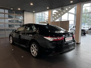 2019 Toyota Camry VIII (XV70), чёрный, 2470000 рублей, вид 5
