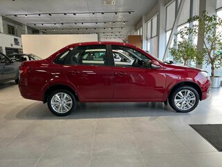 2026 Lada (ВАЗ) Granta I Рестайлинг, красный, 1118700 рублей, вид 3