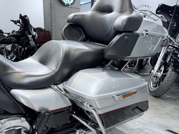 2015 Harley-Davidson Electra Glide, серебристый, 1399000 рублей - вид 17