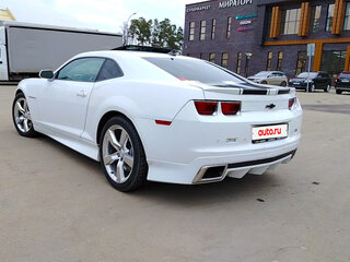 2010 Chevrolet Camaro V, белый, 2500000 рублей, вид 3