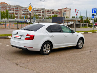 2020 Skoda Octavia III (A7) Рестайлинг, белый, 1450000 рублей, вид 4