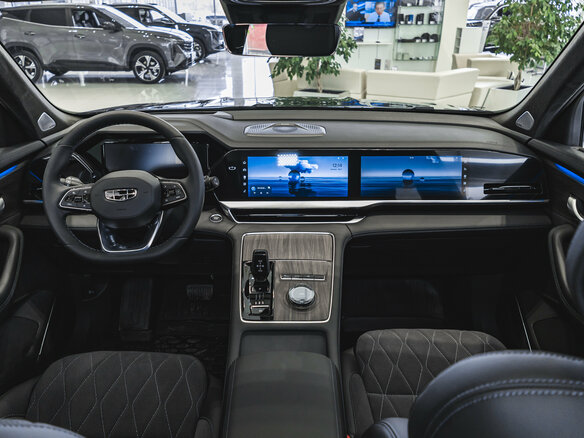 2025 Geely Monjaro I, зелёный - вид 10