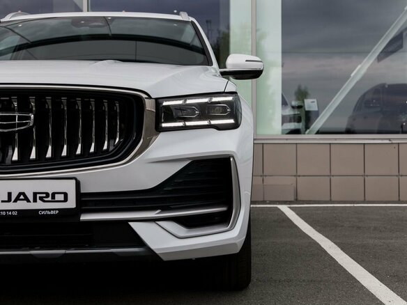 2026 Geely Monjaro I Рестайлинг, белый - вид 9