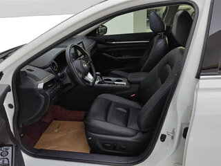 2022 Nissan Altima VI (L34) Рестайлинг, белый, 1950000 рублей, вид 4