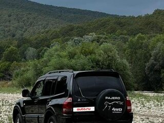 2006 Mitsubishi Pajero III Рестайлинг, чёрный, 1450000 рублей, вид 2