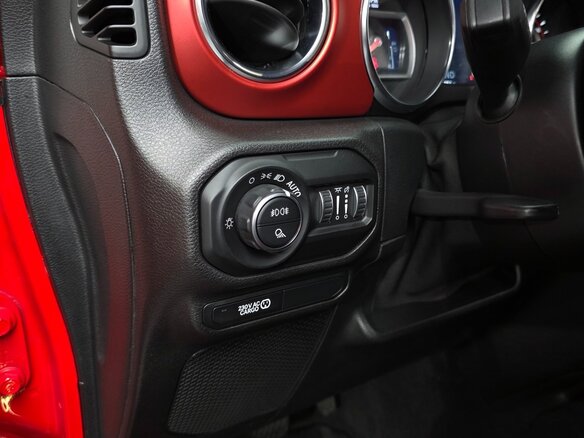 2022 Jeep Gladiator II (JT), красный, 5990005 рублей - вид 17