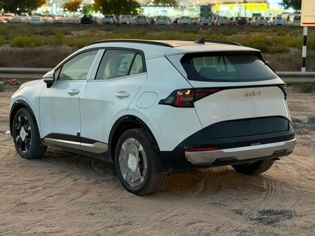 2026 Kia Sportage V, белый, 4350000 рублей, вид 4