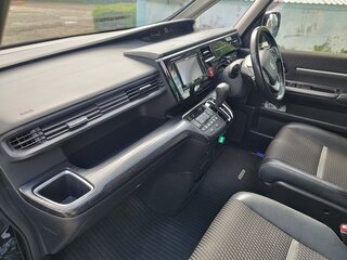 2015 Honda Stepwgn Spada V, чёрный, 1650000 рублей, вид 5