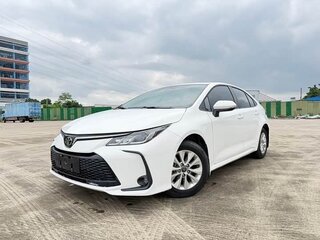 2023 Toyota Corolla Sporty XII (E210) Рестайлинг, белый, 1780000 рублей, вид 1
