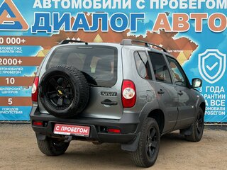 2016 Chevrolet Niva I Рестайлинг, серый, 490000 рублей, вид 5