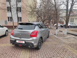 2020 Suzuki Swift V Рестайлинг, серебристый, 1950000 рублей, вид 2