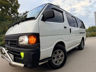 2003 Toyota HiAce H100, белый, 1550000 рублей, вид 1