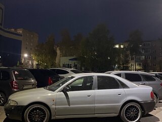 1996 Audi A4 I (B5), чёрный, 350000 рублей, вид 4