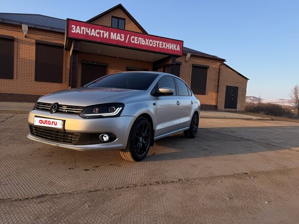 2011 Volkswagen Polo V, серебристый, 719000 рублей
