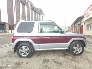 2010 Mitsubishi Pajero Mini II, серебристый, 1200000 рублей, вид 3