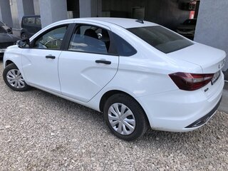 2024 Lada (ВАЗ) Vesta I Рестайлинг (NG), белый, 1200000 рублей, вид 2