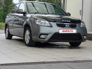2010 Kia Rio II Рестайлинг, серебристый, 645000 рублей, вид 4