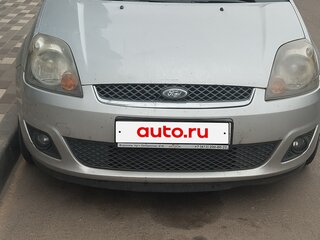 2007 Ford Fiesta Mk5, серебристый, 500000 рублей, вид 1