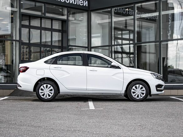 2026 Lada (ВАЗ) Vesta I Рестайлинг (NG), белый - вид 7