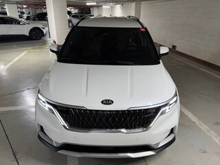 2021 Kia Carnival IV, белый, 3850000 рублей, вид 3