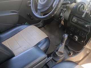 2011 Renault Sandero I, серебристый, 360000 рублей, вид 3
