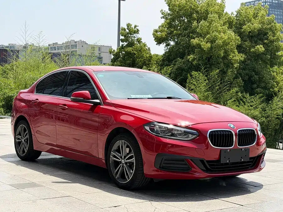 Открыть фотографии: BMW 1 серии III (F52) Рестайлинг
