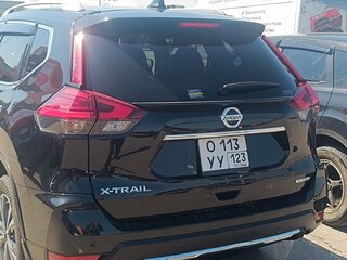 2018 Nissan X-Trail III Рестайлинг, чёрный, 1700000 рублей, вид 2
