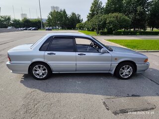 1990 Mitsubishi Galant VI, серый, 480000 рублей, вид 4