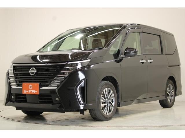 Открыть фотографии: Nissan Serena VI (C28)