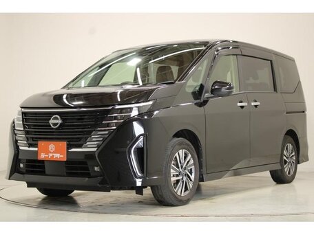 Nissan Serena VI (C28)
