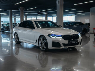 2018 BMW 5 серии 520d VII (G30/G31/G38), белый, 3199000 рублей, вид 2