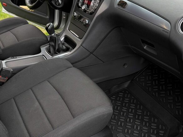 2013 Ford Mondeo IV Рестайлинг, серебристый, 1175000 рублей - вид 6