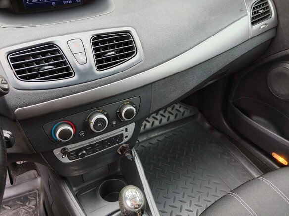 2013 Renault Fluence I Рестайлинг, белый, 815000 рублей - вид 22