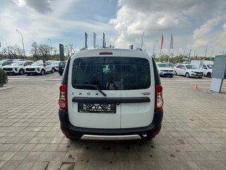 2026 Lada (ВАЗ) Largus Cross I Рестайлинг, белый, 2022000 рублей, вид 5