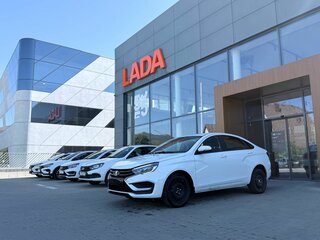 2026 Lada (ВАЗ) Vesta I Рестайлинг (NG), белый, 1735000 рублей, вид 2
