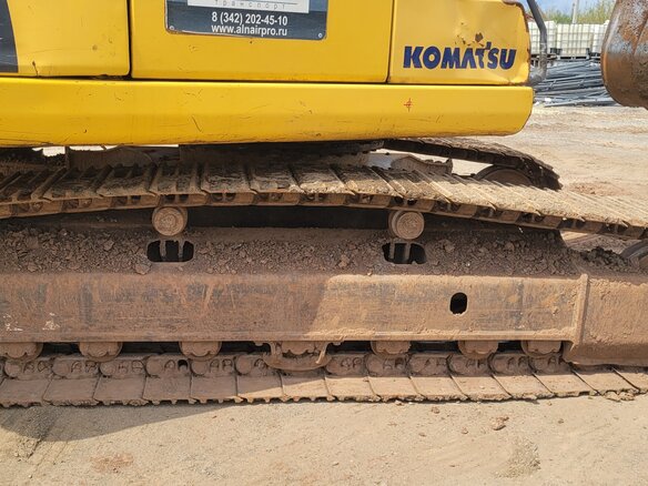 2017 Komatsu PC200-8, жёлтый, 5900000 рублей - вид 16