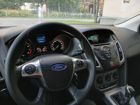 2013 Ford Focus III, серебристый, 780000 рублей - вид 6