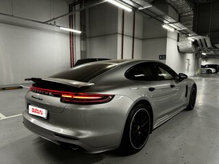 2017 Porsche Panamera Turbo II, серебристый, 6999999 рублей, вид 5