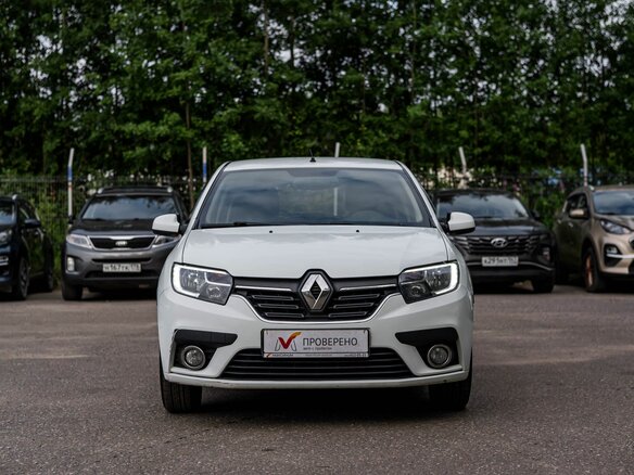 2018 Renault Sandero II Рестайлинг, белый, 712000 рублей - вид 2