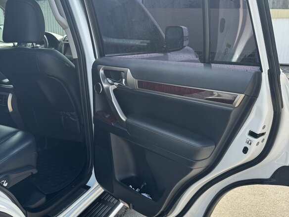 2018 Lexus GX 460 II Рестайлинг, белый, 5400000 рублей - вид 13