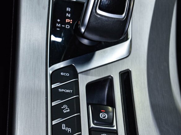 2021 Geely Binyue I, красный, 1699000 рублей - вид 21