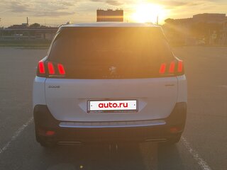 2020 Peugeot 5008 II Рестайлинг, белый, 1600000 рублей, вид 4