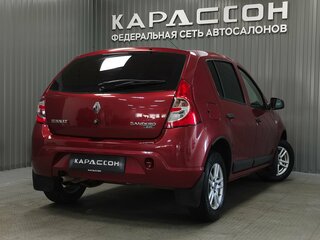 2011 Renault Sandero I, красный, 520000 рублей, вид 2