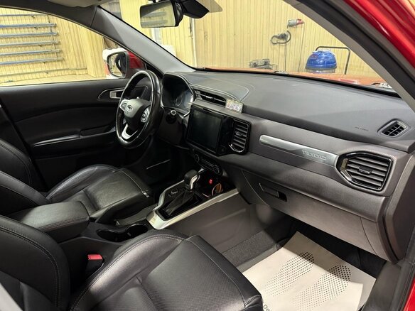 2020 Chery Tiggo 4 I Рестайлинг, красный, 1300000 рублей - вид 3